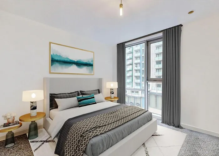 Spacious And Comfortable Long-Term Stay Near O2 Arena, Westfield, London Stadium, Ideal For Business Or Leisure